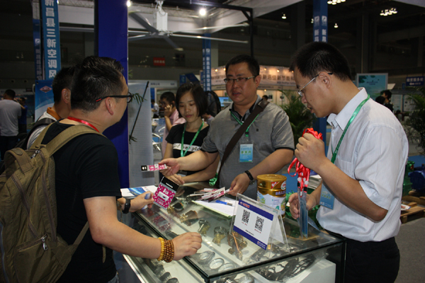 東西合作攜手共進(jìn) 雪梅夏雪共創(chuàng)輝煌 東西合作攜手共進(jìn) 雪梅夏雪共創(chuàng)輝煌